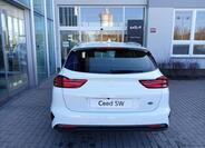 KIA Ceed 4