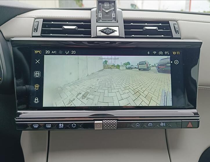 DS Automobiles DS7 Crossback 23