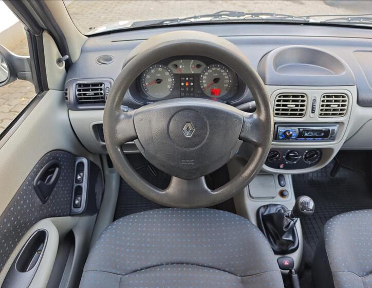 Renault Thalia 17