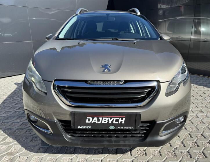 Peugeot 2008 4