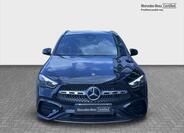 Mercedes-Benz GLA 8