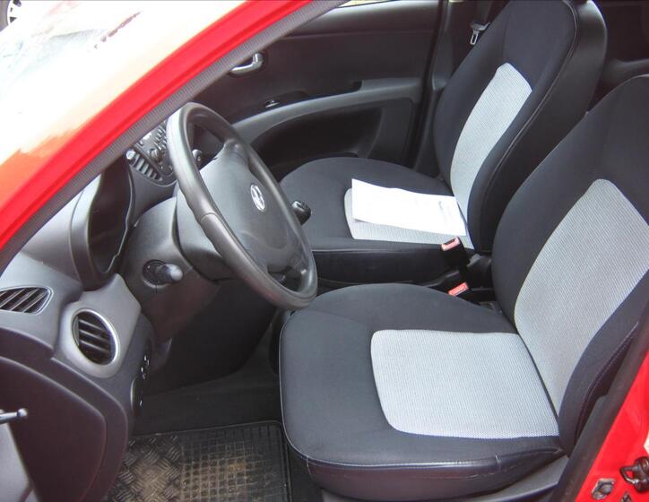 Hyundai i10 10