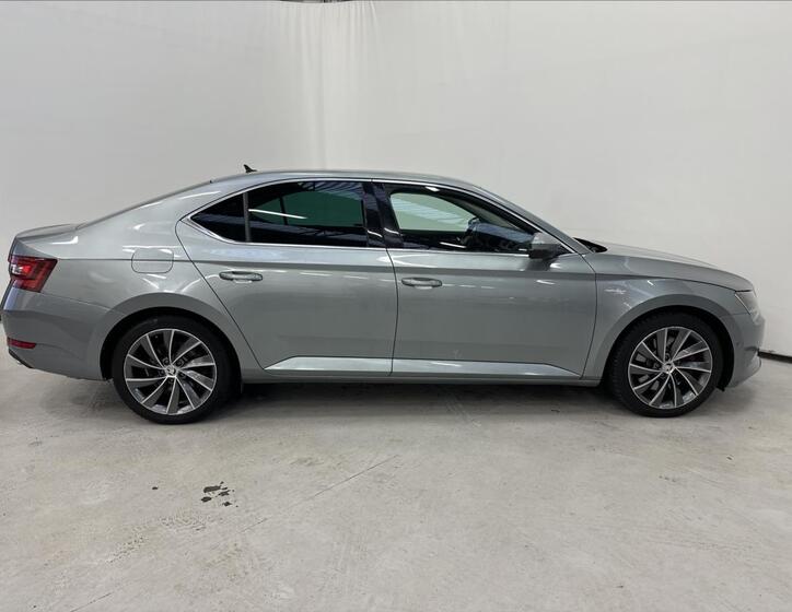 Škoda Superb 3