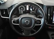 Volvo V90 16