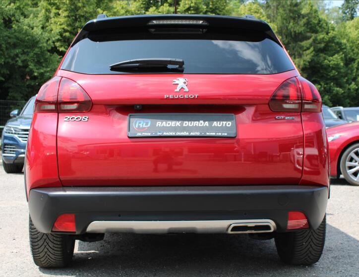 Peugeot 2008 6