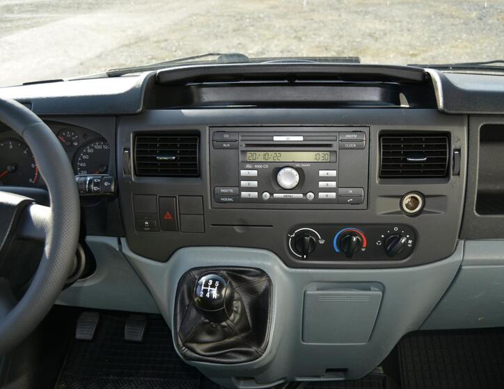 Ford Transit 11