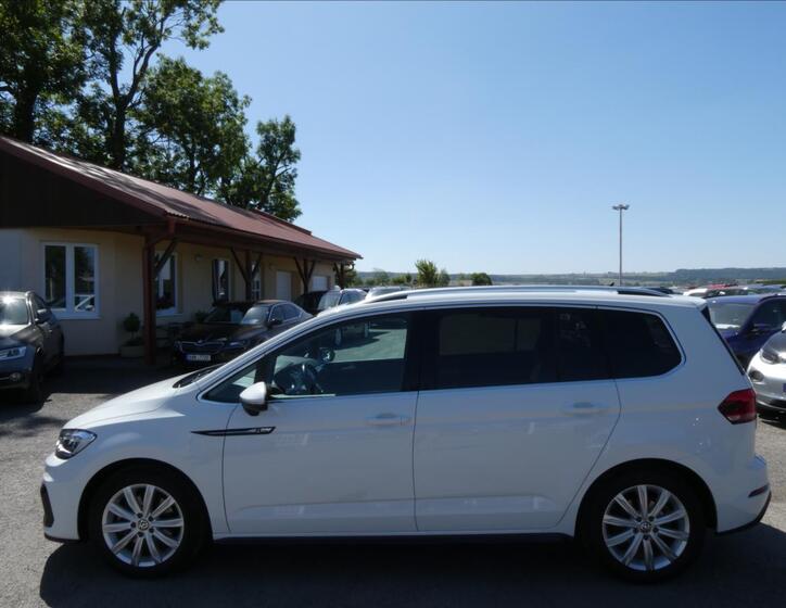 Volkswagen Touran 6