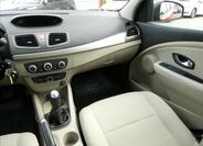 Renault Fluence 24