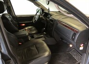 Jeep Grand Cherokee 12