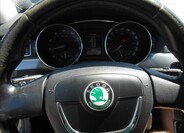 Škoda Superb 30