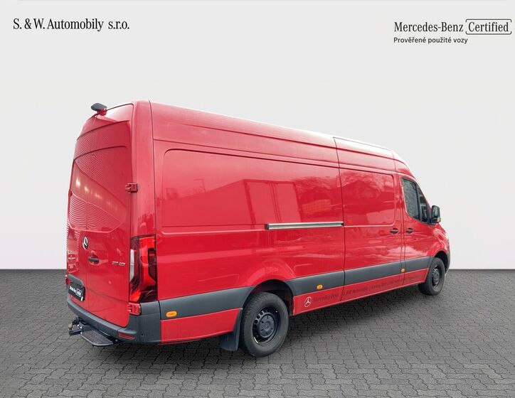 Mercedes-Benz Sprinter 5