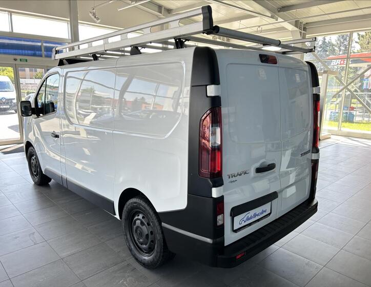 Renault Trafic 4