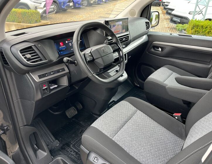 Toyota ProAce Verso 14