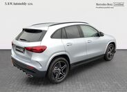 Mercedes-Benz GLA 8