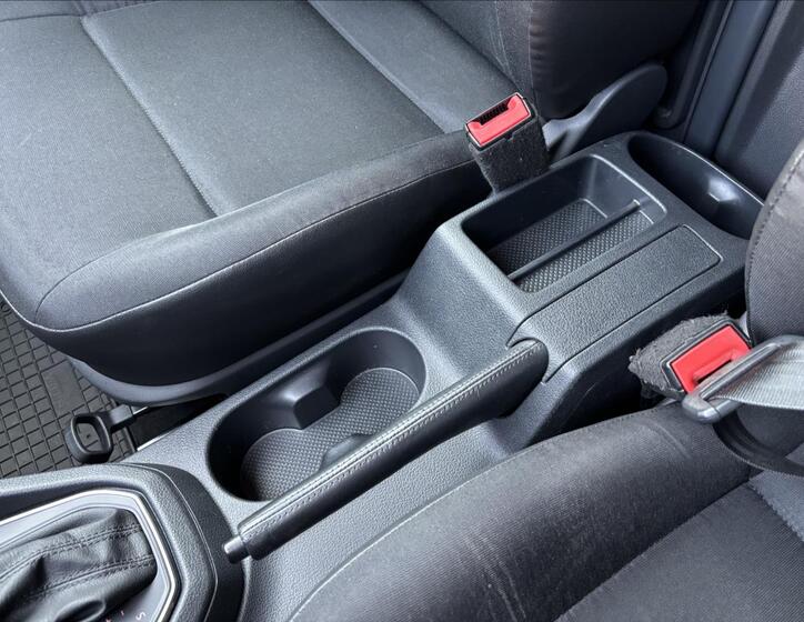 Volkswagen Caddy 24