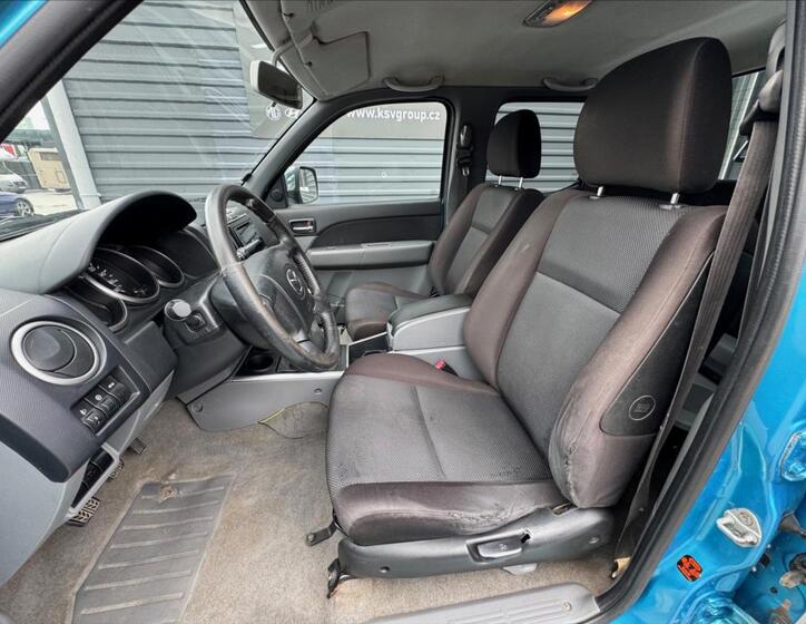 Mazda BT-50 10