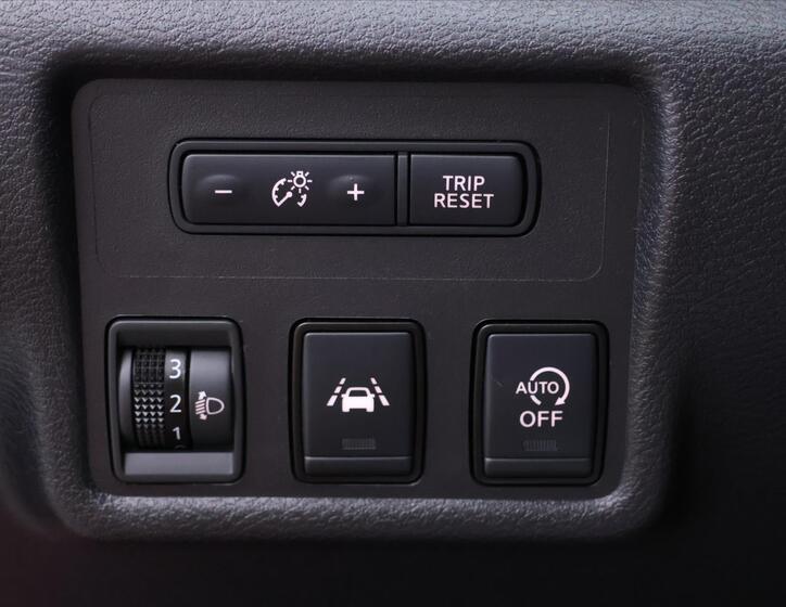 Nissan Micra 15