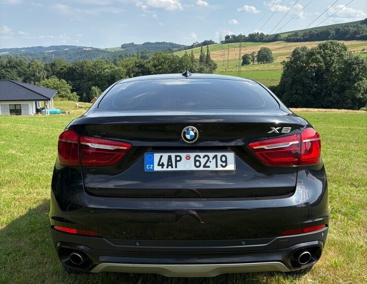 BMW X6 4