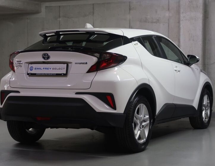 Toyota C-HR 5