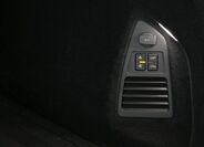 Volkswagen Touareg 34