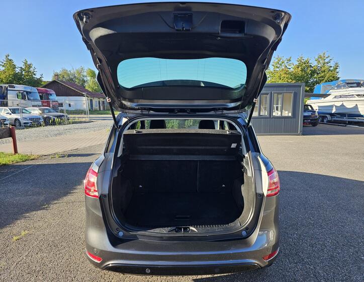 Ford B-MAX 32