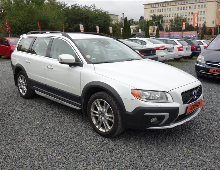 Volvo XC70 1