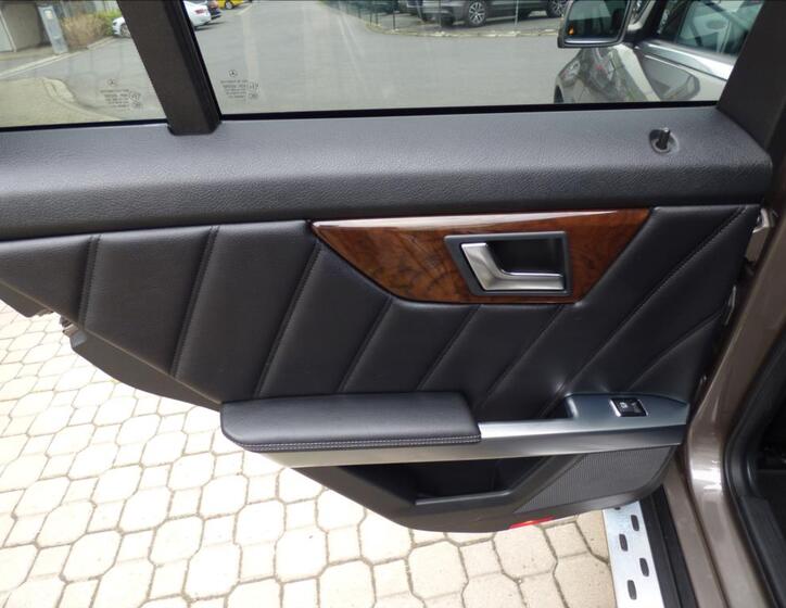 Mercedes-Benz GLK 46