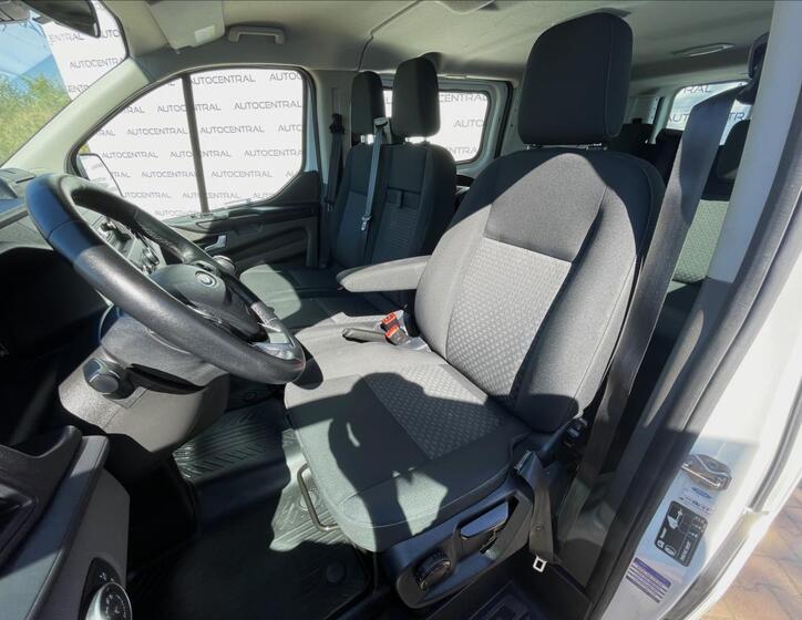 Ford Transit Custom 12