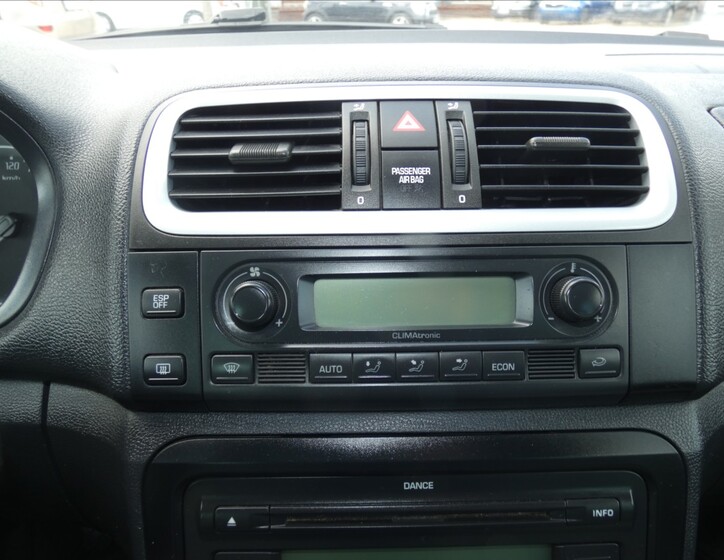 Škoda Roomster 8