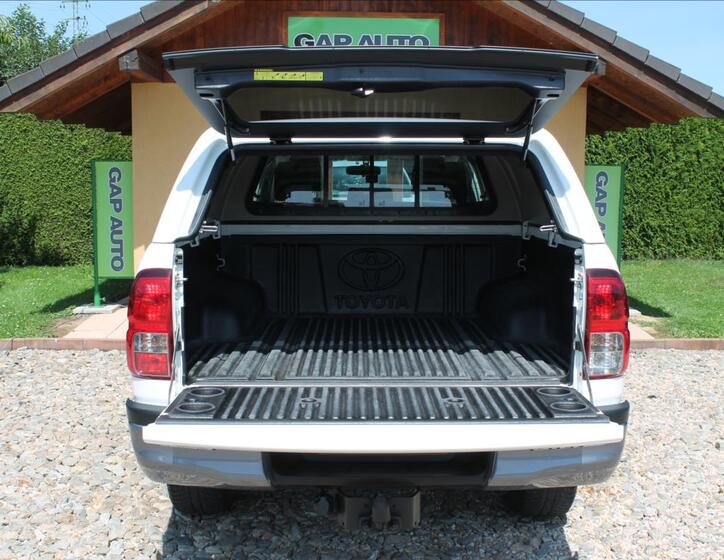 Toyota Hilux 24