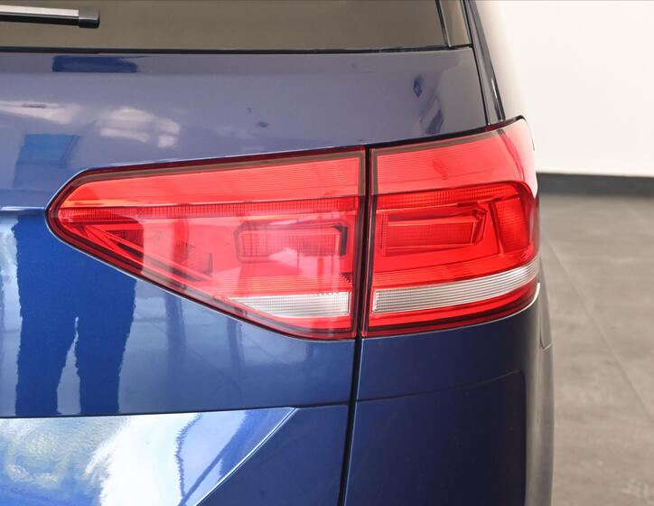 Volkswagen Touran 34