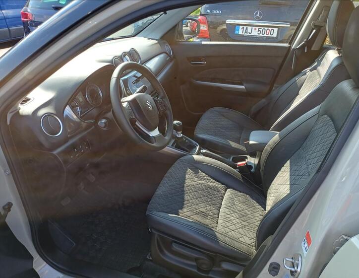 Suzuki Vitara 9