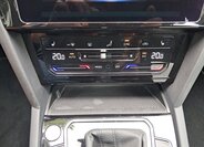 Volkswagen Passat 12