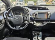 Toyota Yaris 6
