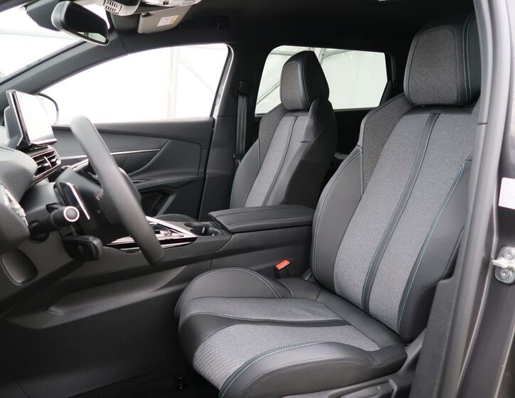 Peugeot 5008 16