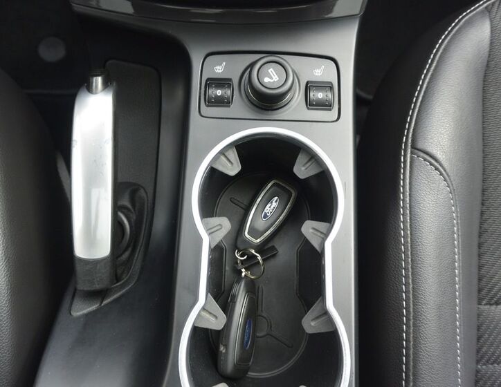 Ford Kuga 25