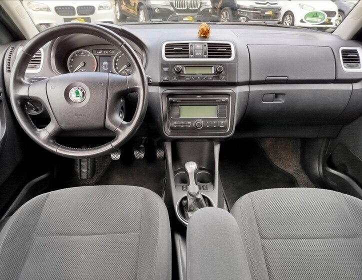 Škoda Fabia 16