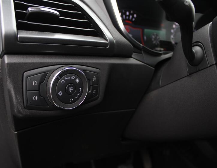 Ford Mondeo 24