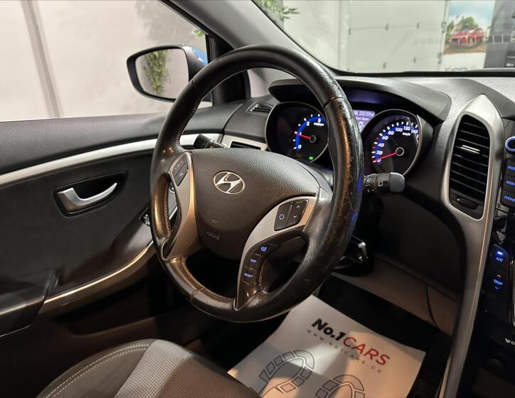 Hyundai i30 15