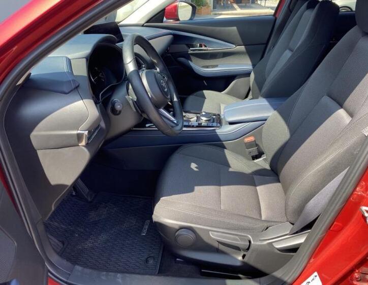 Mazda CX-30 9