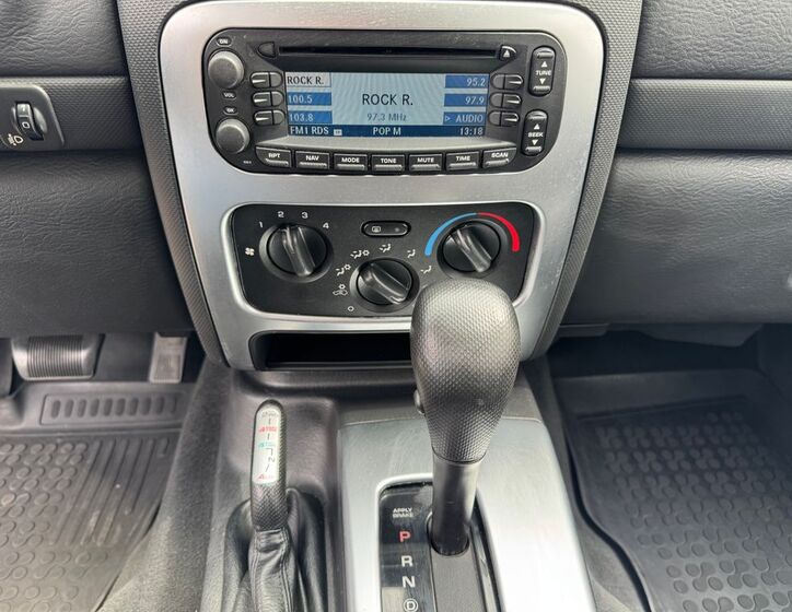 Jeep Cherokee 13