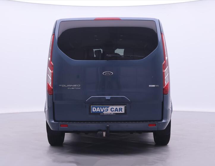 Ford Tourneo Custom 6