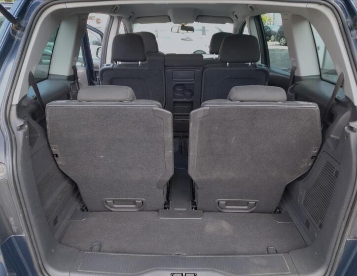 Opel Zafira 16