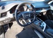 Audi Q7 24