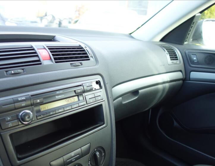 Škoda Octavia 25