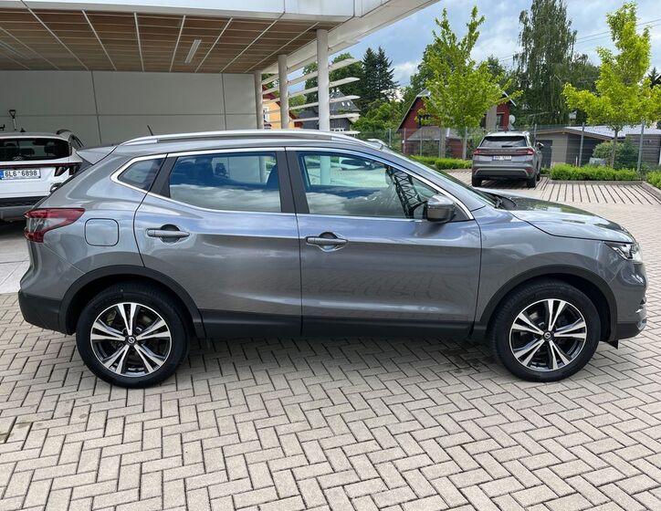 Nissan Qashqai 7