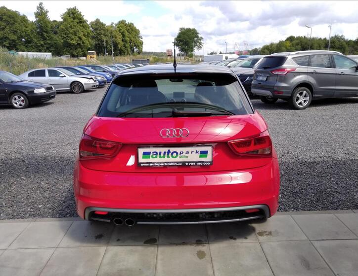 Audi A1 6