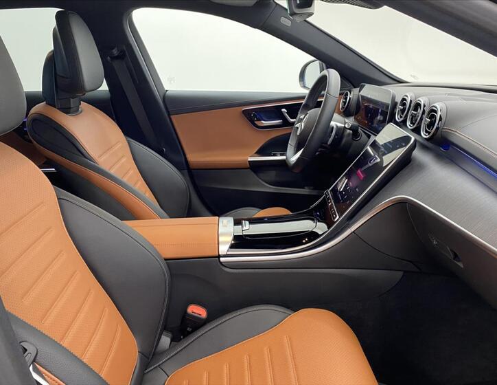 Mercedes-Benz Třídy C 8