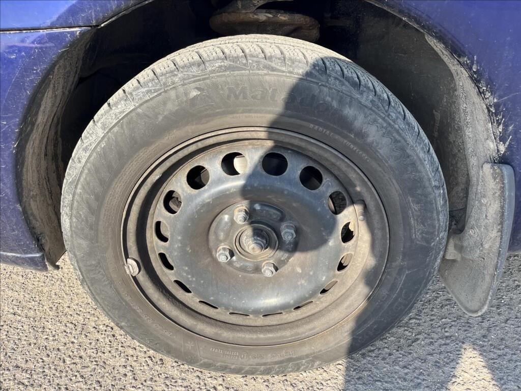 Mitsubishi Carisma 30