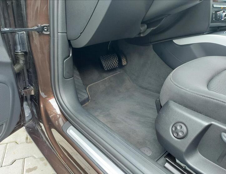 Audi A4 33
